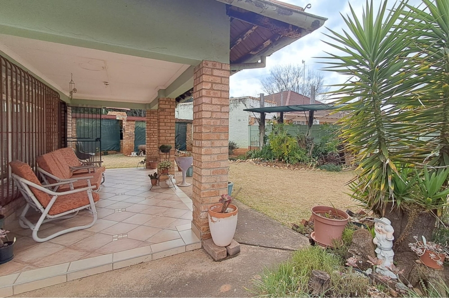 3 Bedroom Property for Sale in Stilfontein North West